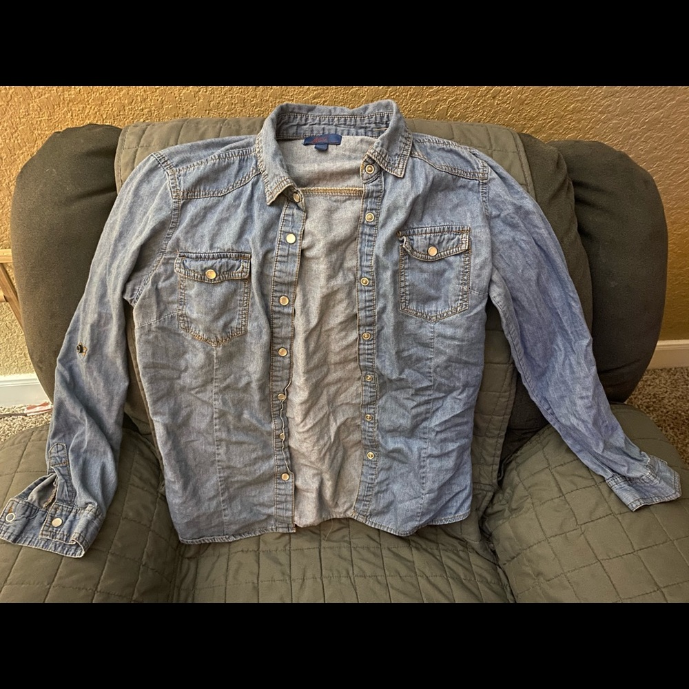 M light blue denim shirt